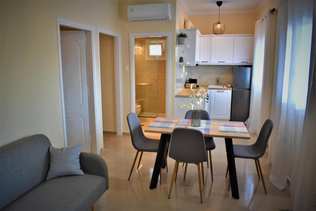Christina'S Apartment 2 Контокали Екстериор снимка